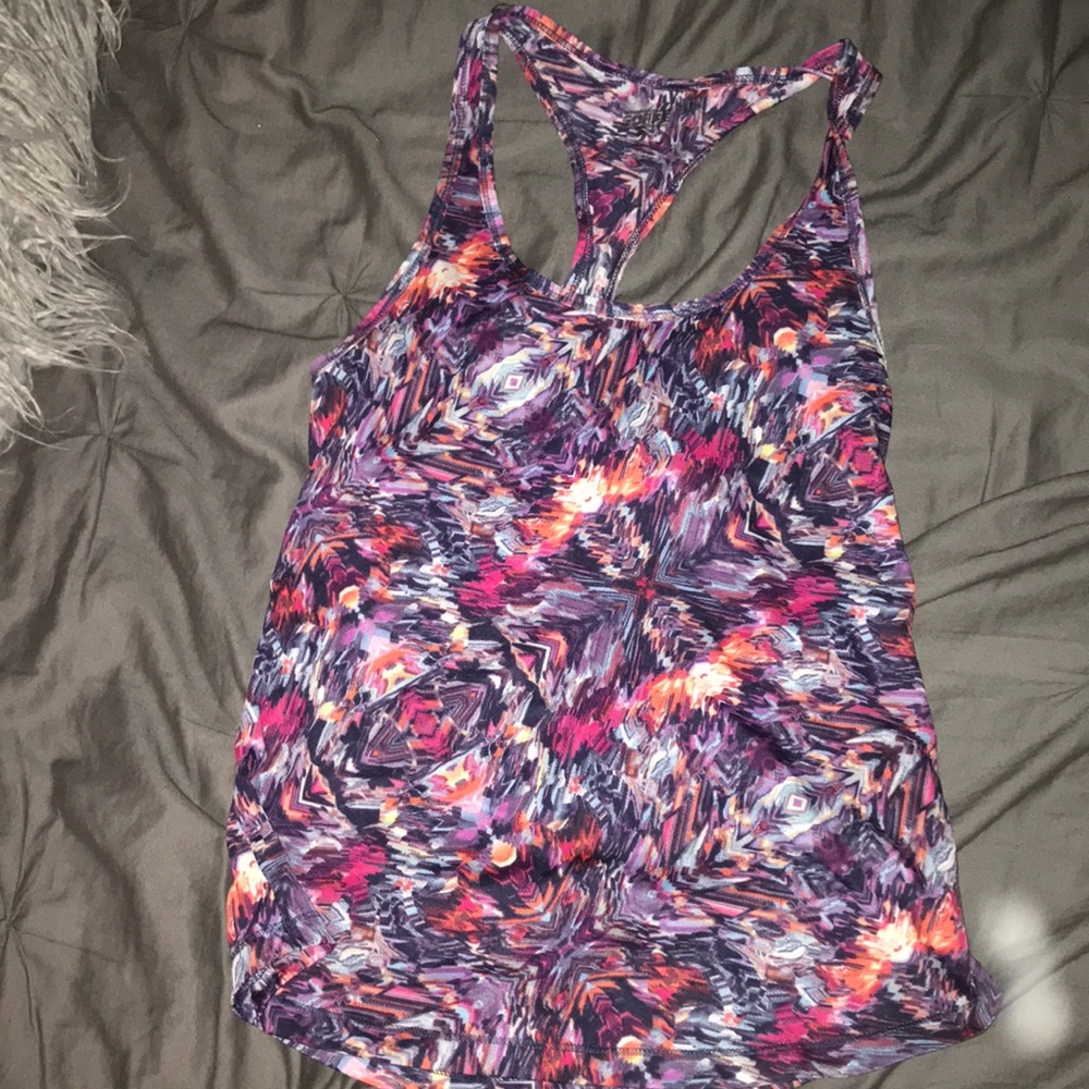 Printed athletic top